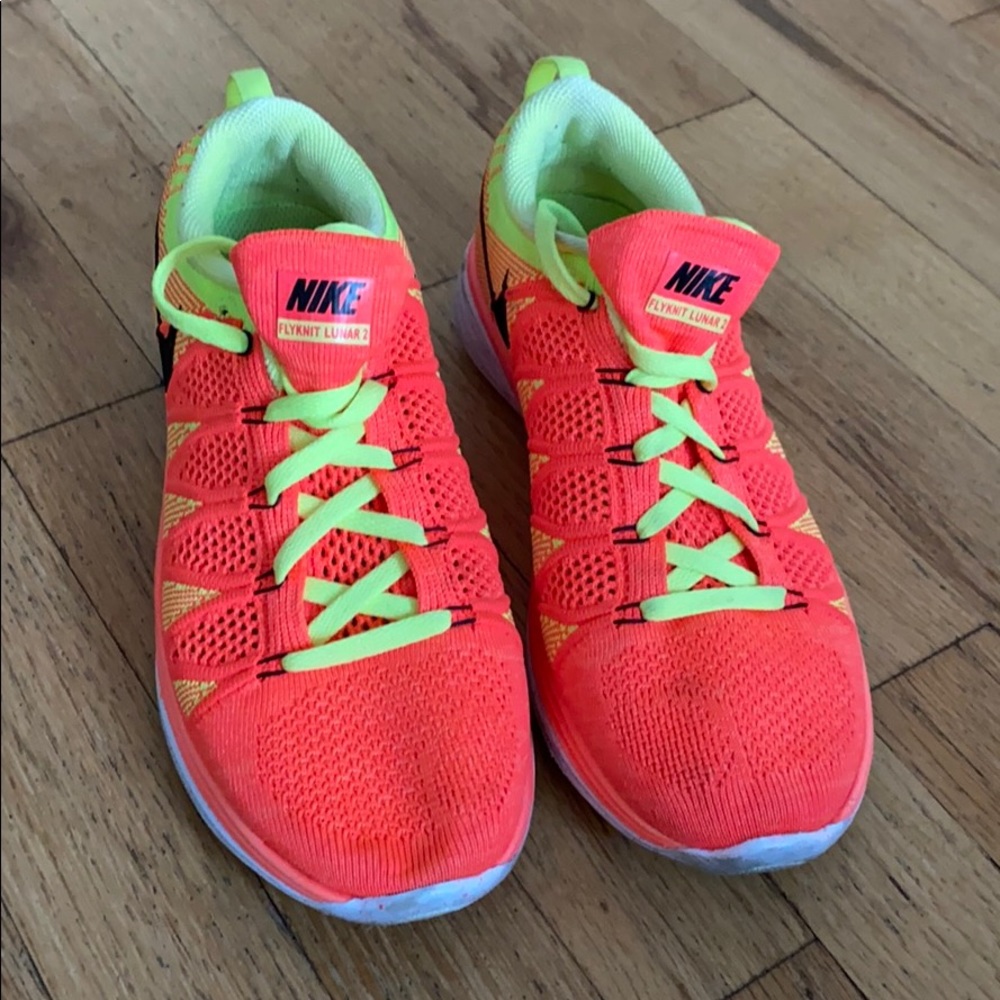 Nike Flyknit Lunar 2
